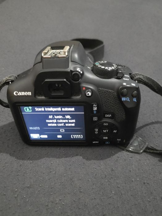 Canon eos 1300d + obiectiv 18-55mm