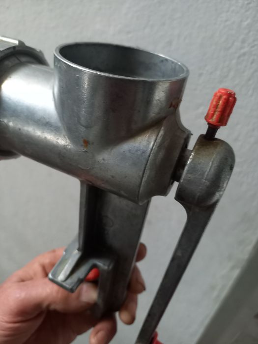 Мясорубка алюминиевая