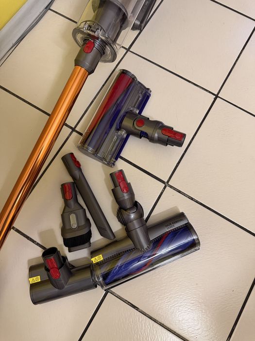 Прахосмукачка DYSON V10 Absolute