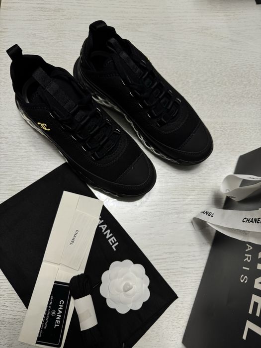 Кроссовки шикарного качество (37 размер)