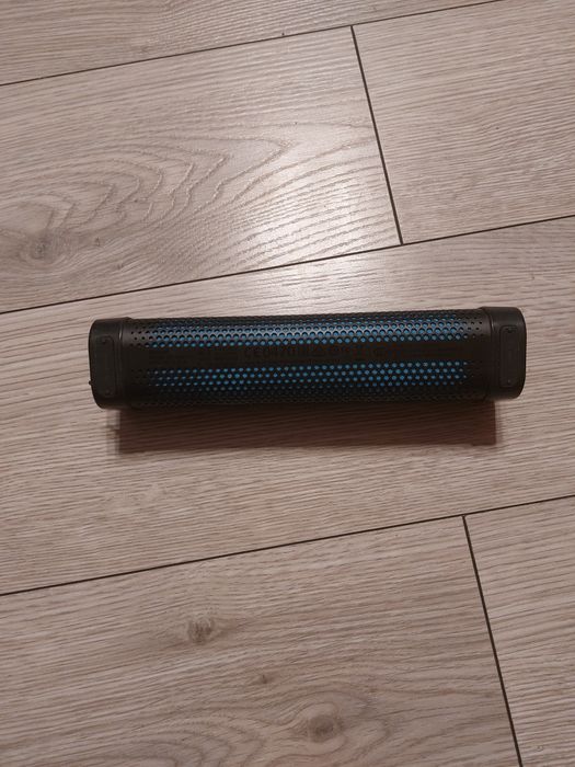 Vand Boxa Portabila Bluetooth DENON  Dsb 100- DEFECTA