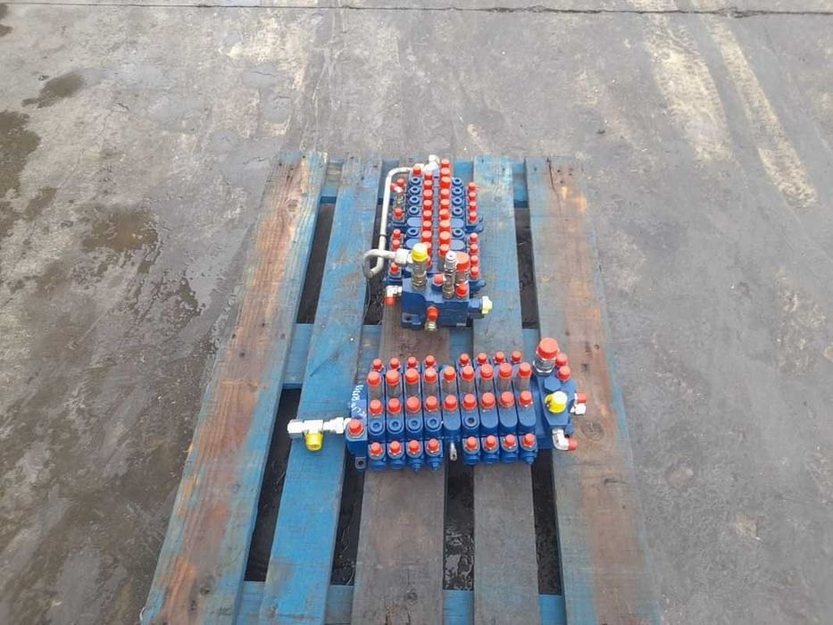 Distribuitor hidraulica Rexroth DSI148387 miniexcavator Volvo EC 25