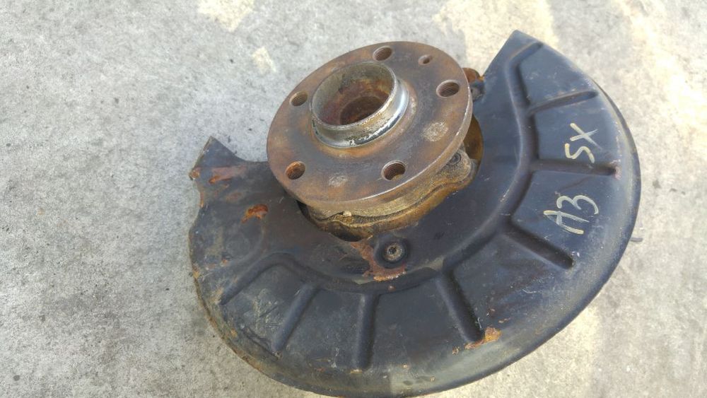 fuzeta stanga fata audi a3 8p 2.0 tdi