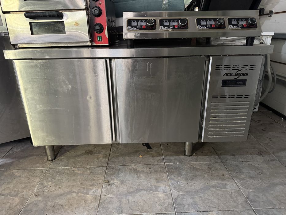 Продам холодильник, печь, плиту