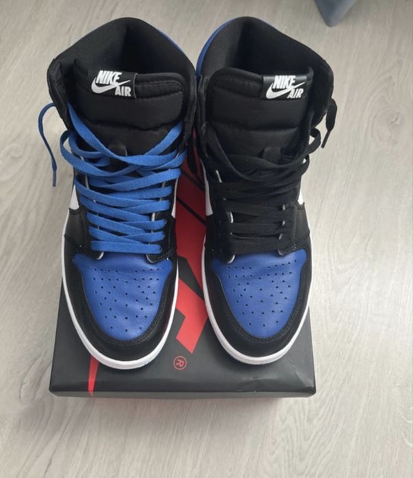 Air Jordan 1 high “Royal Toe”