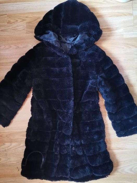 Пухкаво яке с качулка