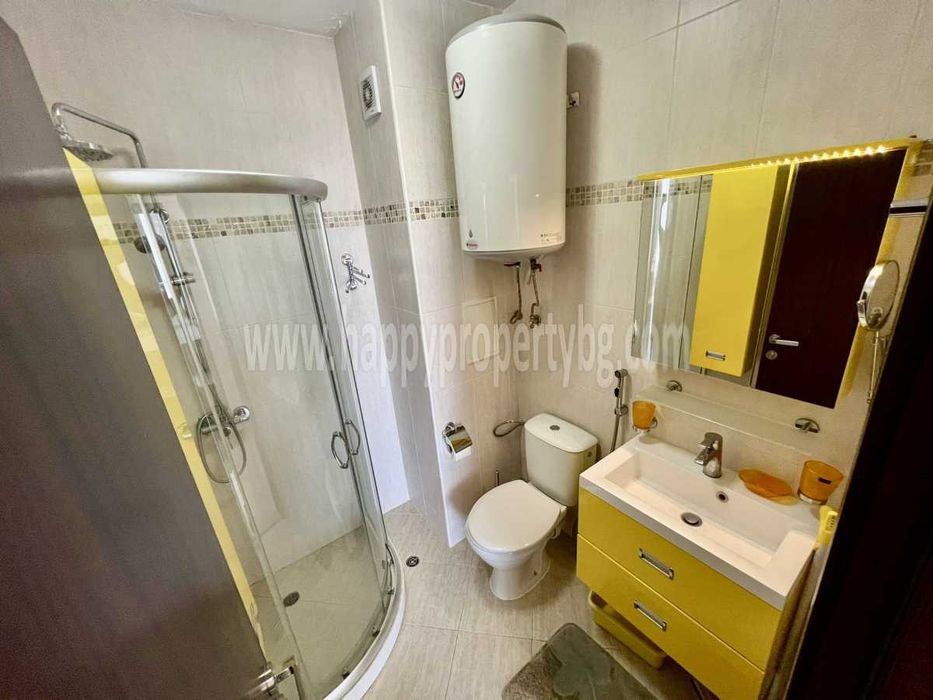 Продава се Тристаен апартамент в к.к. Слънчев бряг - 68 кв.м за 1258 €/кв.м - Снимка #12