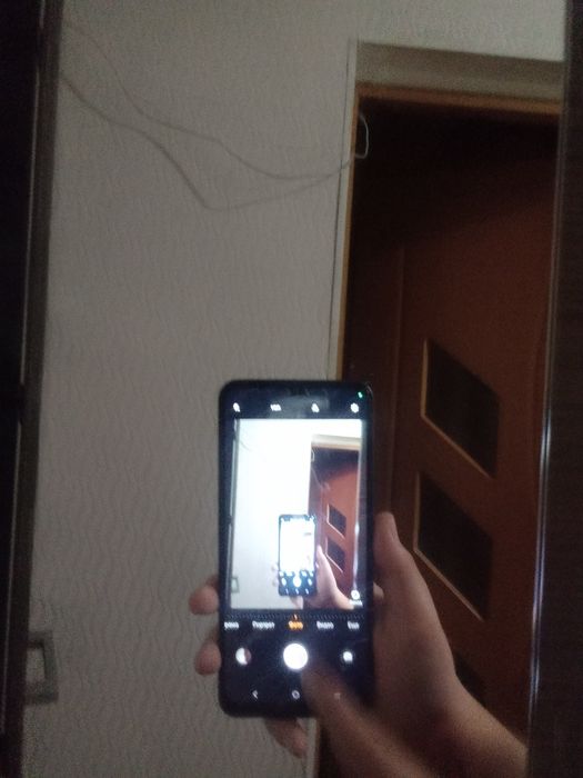 Продам телефон срочно!!!