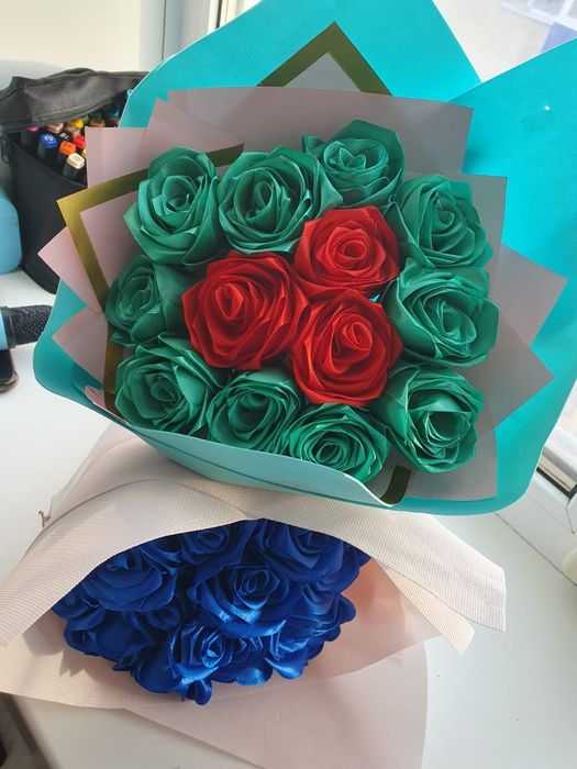 Продам цветы из атласных лент