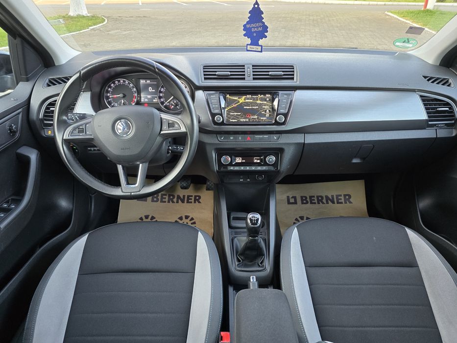 Skoda Fabia 3 Limited Edition 2017 1.4TDI 105CP Led Navi Încălzire Scaune Pilot Automat Alcantara Xenon  Senzori Parcare