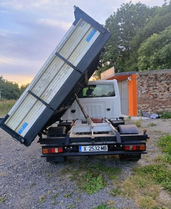 САМОСВАЛ /  Пясък ,  Чакъл