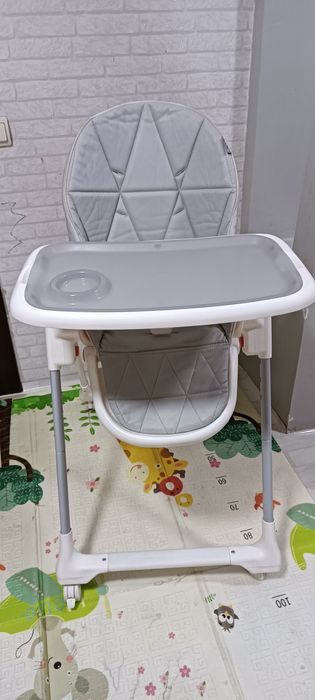 Продам детский столик