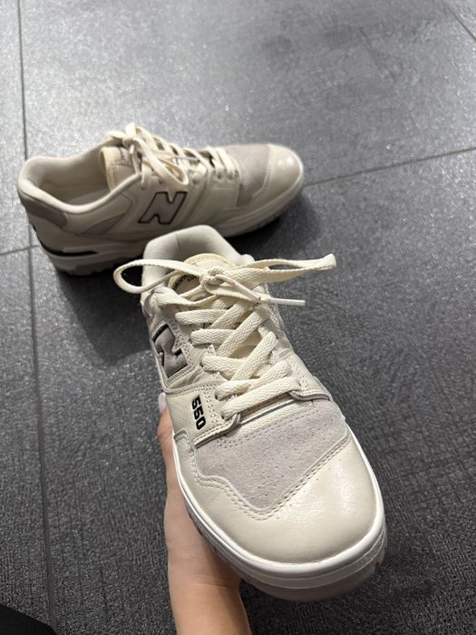New Balance 550.