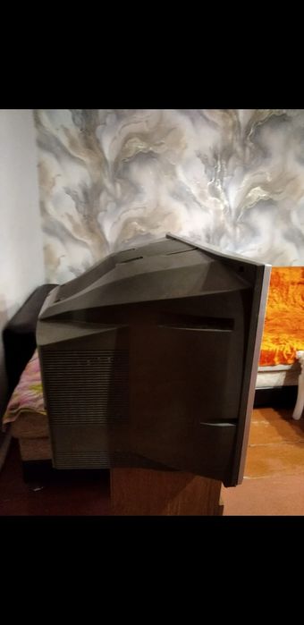 Срочно продам! Телевизор в отличном состоянии.