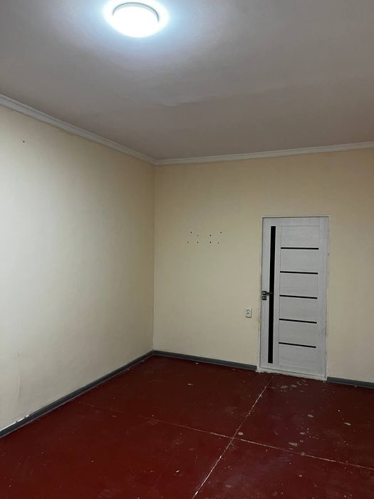 Срочно продаётся квартира Мирабадский р-н Куйлюк массив 1 3/1/4