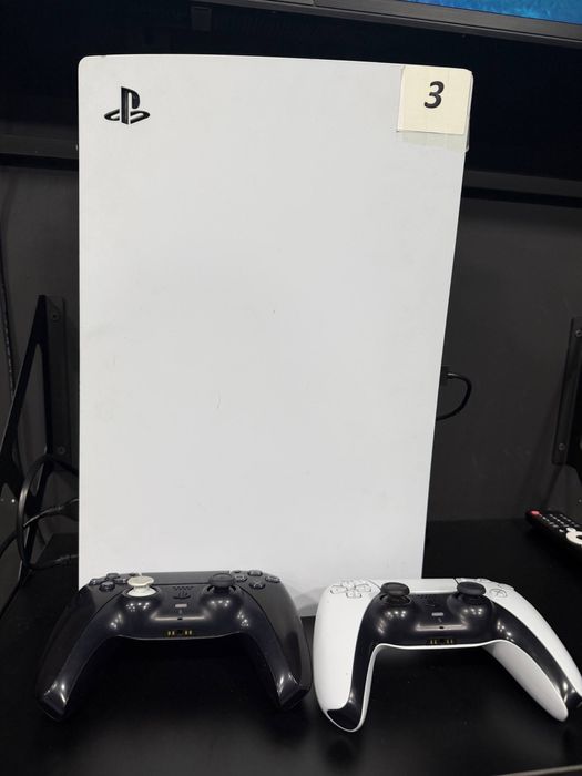 Продаются PS5 - с дисководом и без + много игр