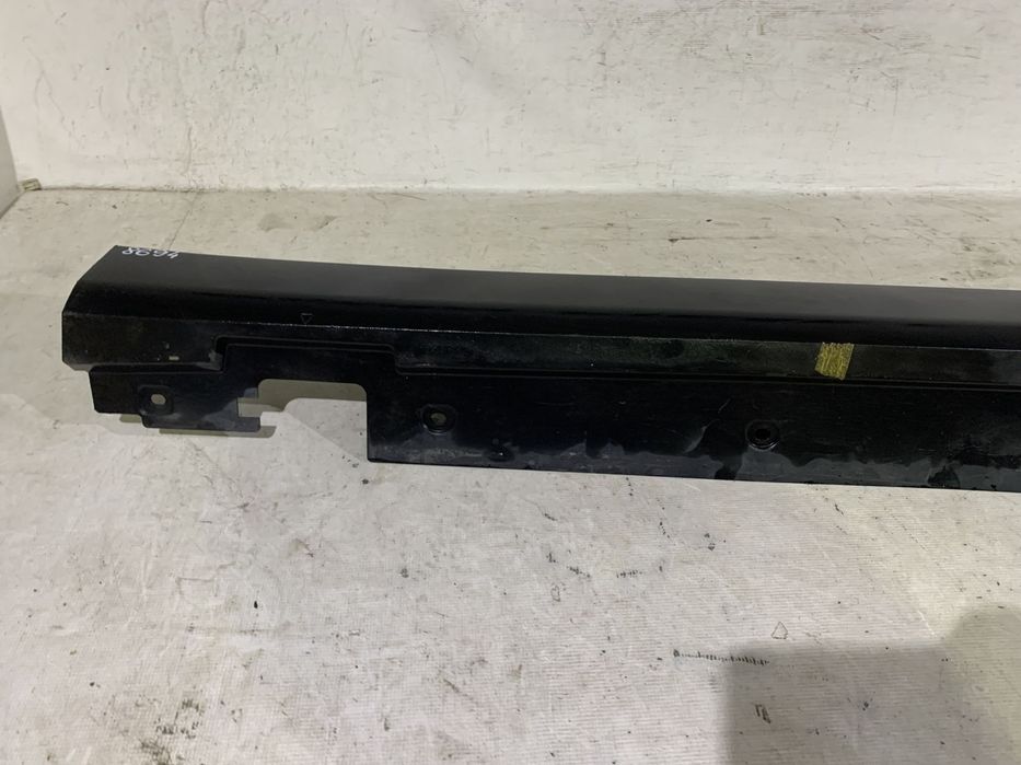 Prag stanga Mini CooperClubman F54, 2016, 2017, 2018, 2019, 2020, 2021, 2022, cod origine OE 51778072574.