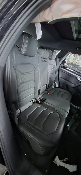 Stop stanga dreapta touareg 3 cr7 led semnalizare dinamica 2019 2020 2021 usa bara interior scaune