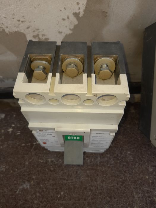 Продам автоматические выключатели DEKraft