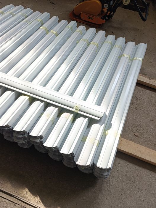 Штакетники металлические