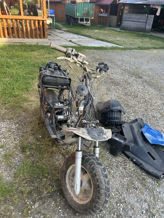 vand sau dezmembrez yamaha mbk