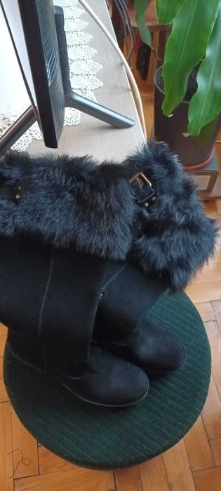 Vand cizme piele naturala UGG marimea 37 - NOI
