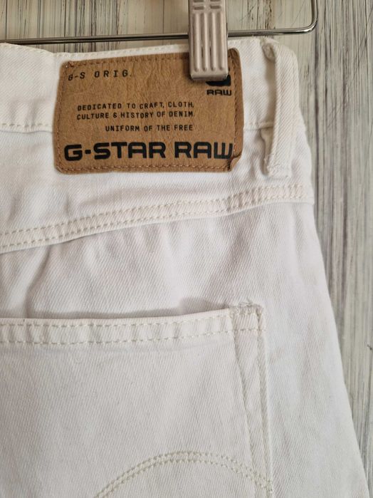 Бели дамски дънки G-STAR RAW