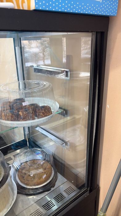 Холодильная витрина