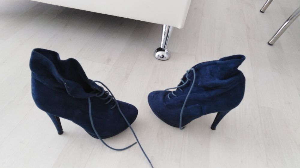 vand botine dama din piele eco, produs de calitate marimea 37.