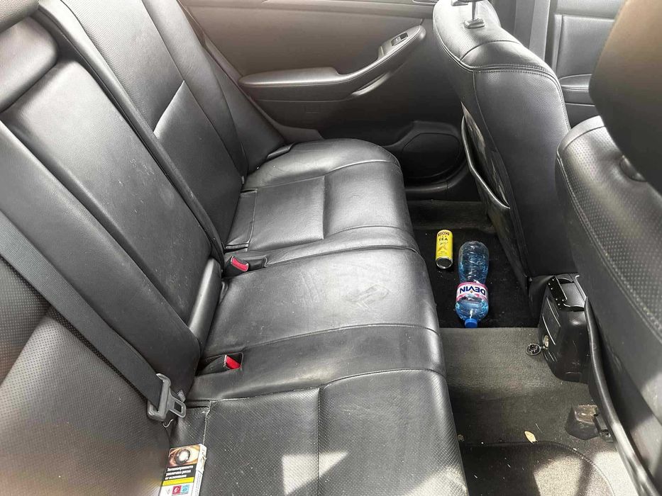 На части Toyota Avensis 2 2 D4D 150 к с 2004 г.