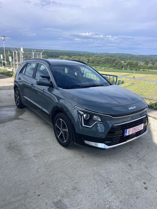 Vand Kia Niro PHEV 2024 nivel echipare Premium business