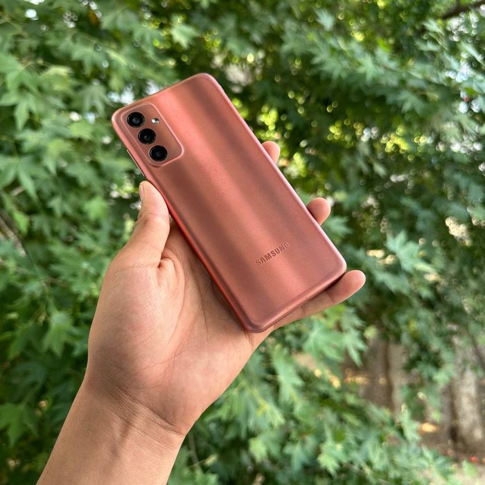 Samsung Galaxy F13 batareya zoʻr