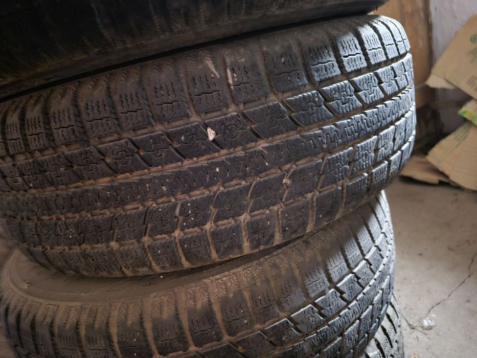 Шины с дисками б.у продам