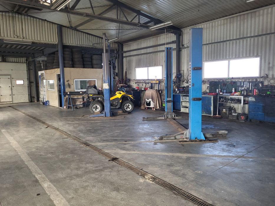 Inchiriez  3  elevatore  Auto  Ghimbav