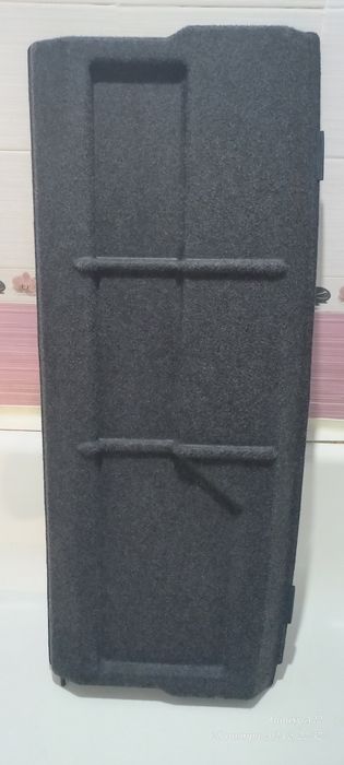 Продам заднюю полку от нивы