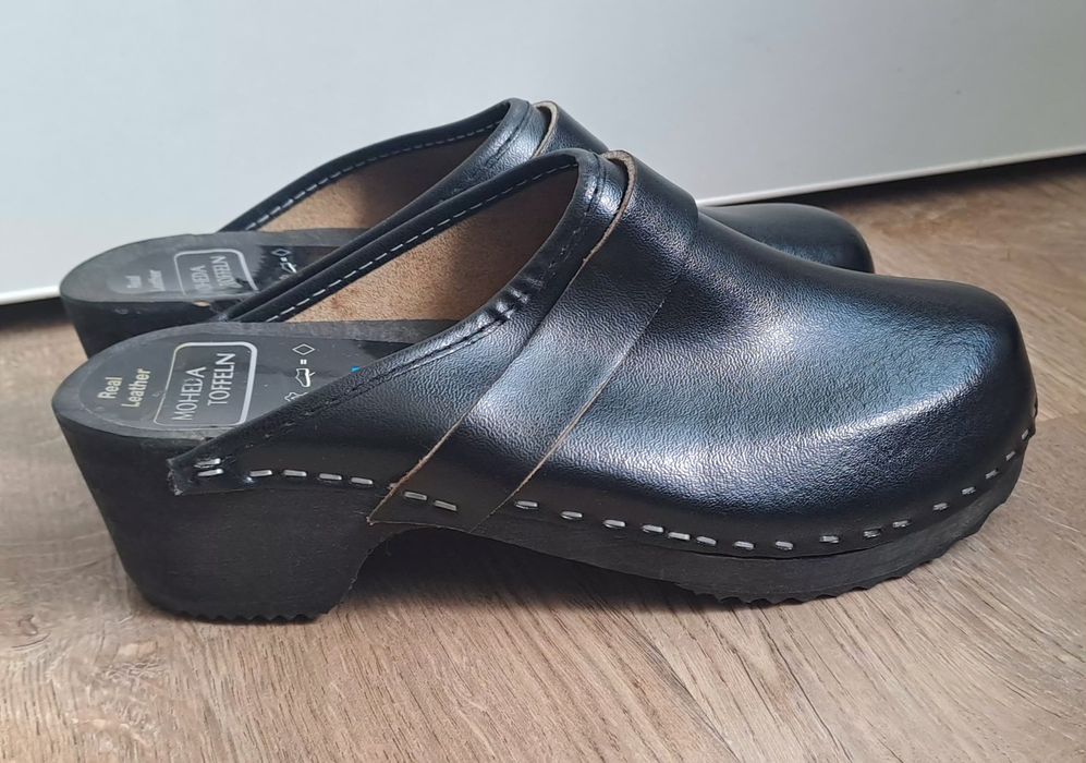 Saboți din piele cu talpă din lemn Moheda Toffeln