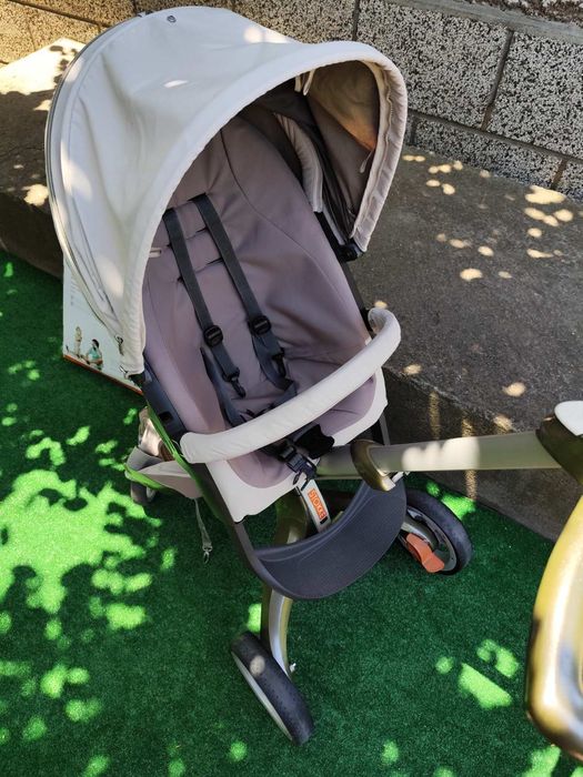 Бебешка количка Stokke Xplory