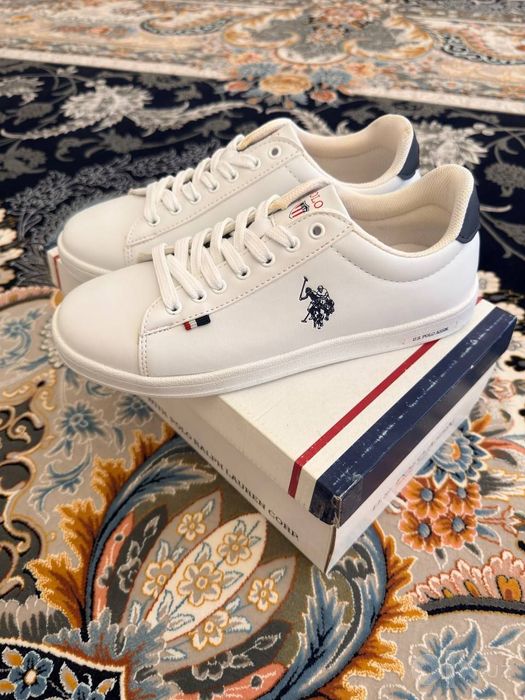 Продается оригинал кроссовки POLO