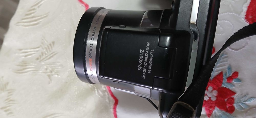 Olympus SP-800UZ