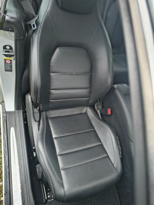 Кожен салон w207 предни кожени седалки