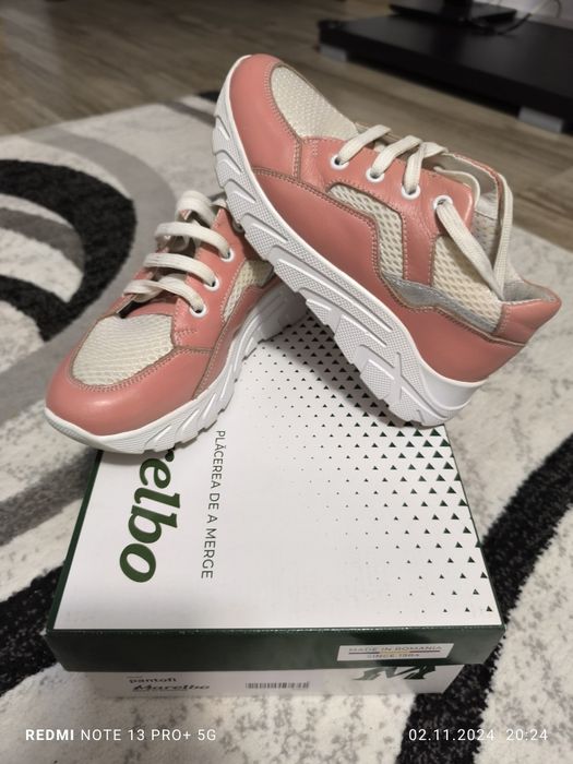 Adidas Marelbo din piele naturală Nr 31, fetiță