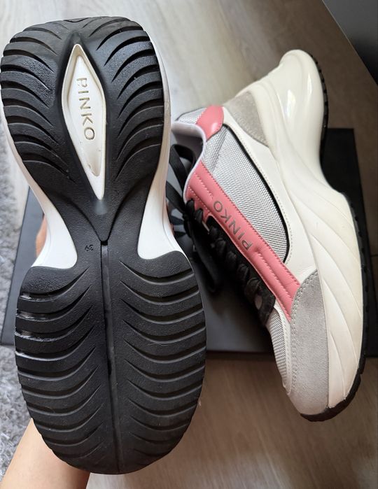 Дамски сникърси Pinko 39