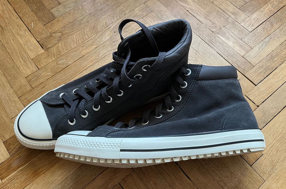 Converse suede 44 nou