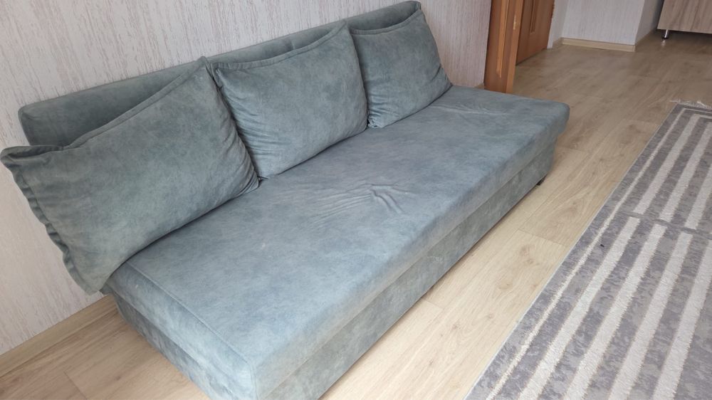 Продам диван в хорошем состоянии