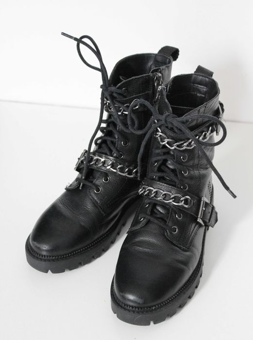 Bocanci ZARA din piele, mar 36