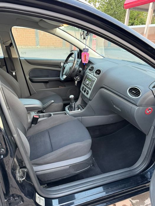 FORD Focus 2007 — imagine 5