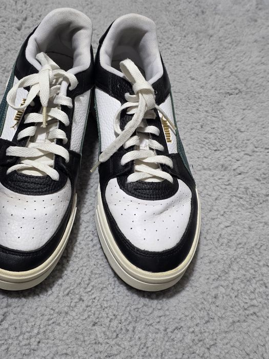 Puma adidasi  mărime 42.5 vechi cam purtați de barbati