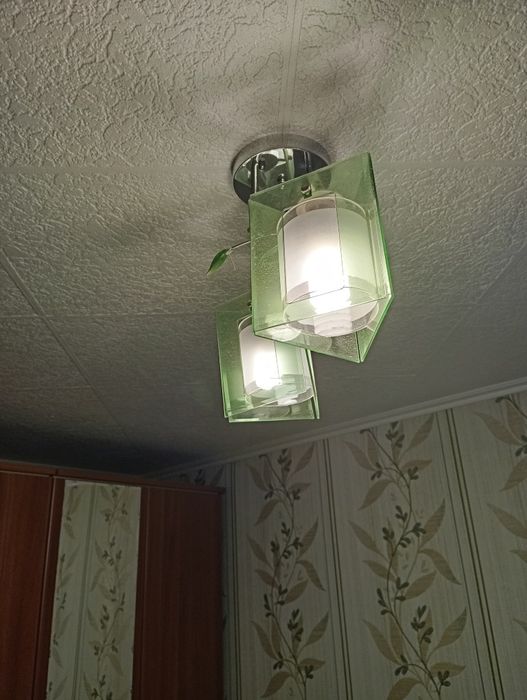 Продается светильник