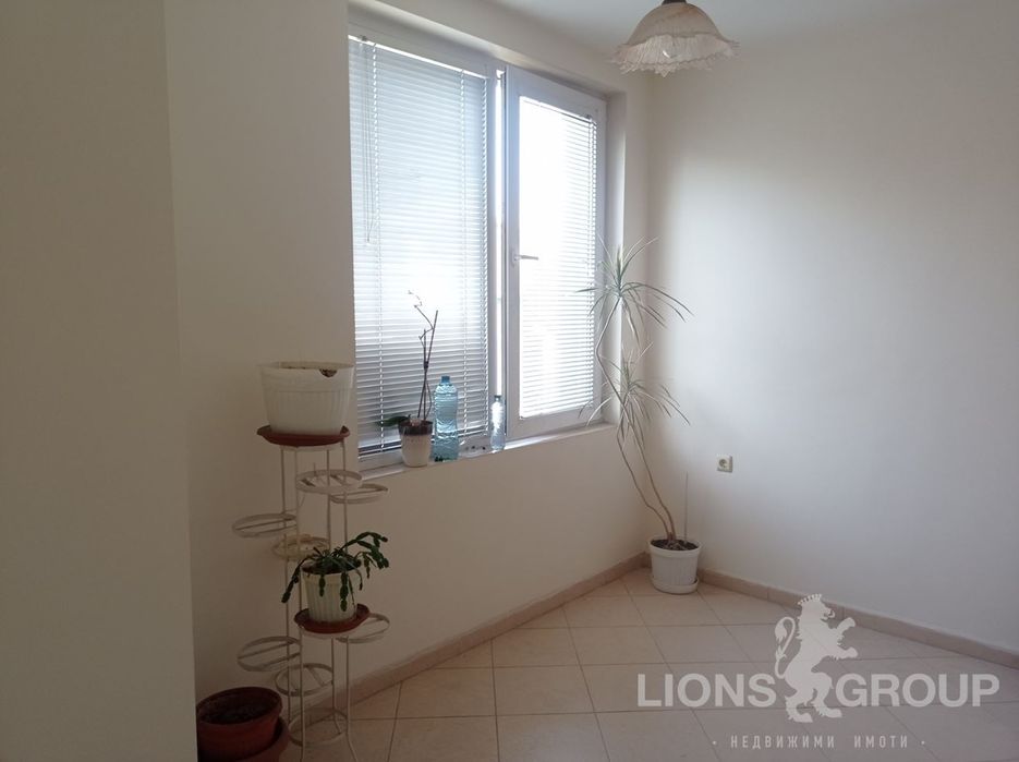 Продава се Двустаен апартамент в Варна, Зимно кино Тракия - 61 кв.м за 1034 €/кв.м - Снимка #4