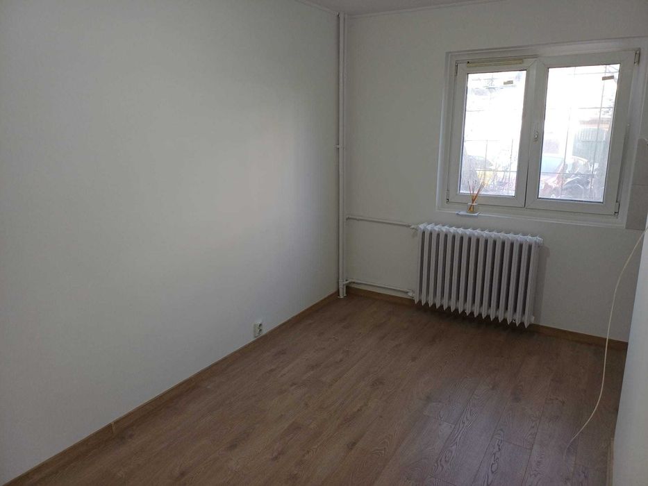 Vanzare garsoniera Brancoveanu, Str. Peroni->10 min. Metrou
